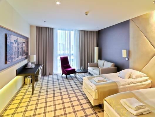 Hotel ジェシュフ エクステリア 写真