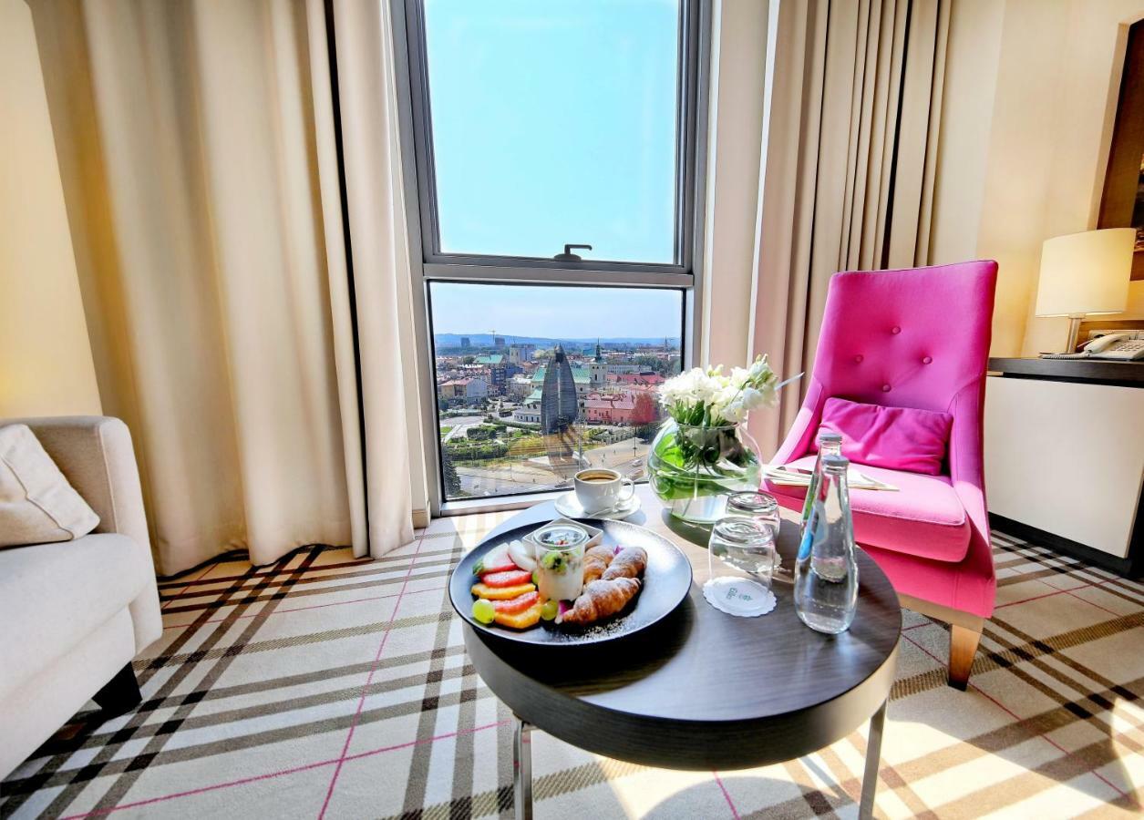 Hotel ジェシュフ エクステリア 写真